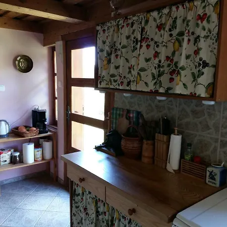 Dom Letniskowy Pod Strzecha Holiday home *